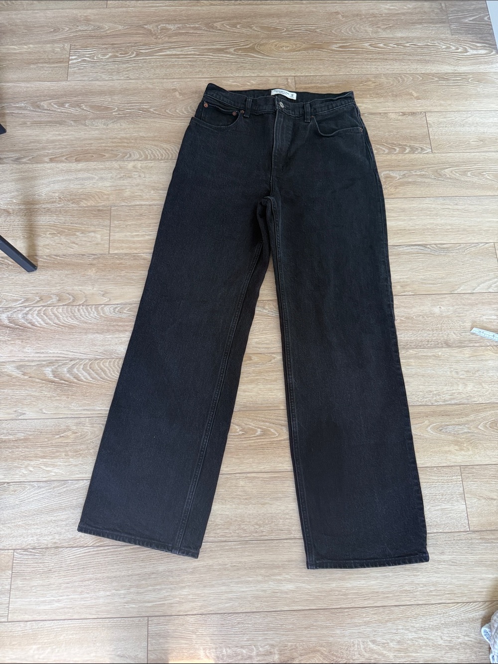 Abercrombie & Fitch 90’s relaxed Jean High Rise Women’s Jeans